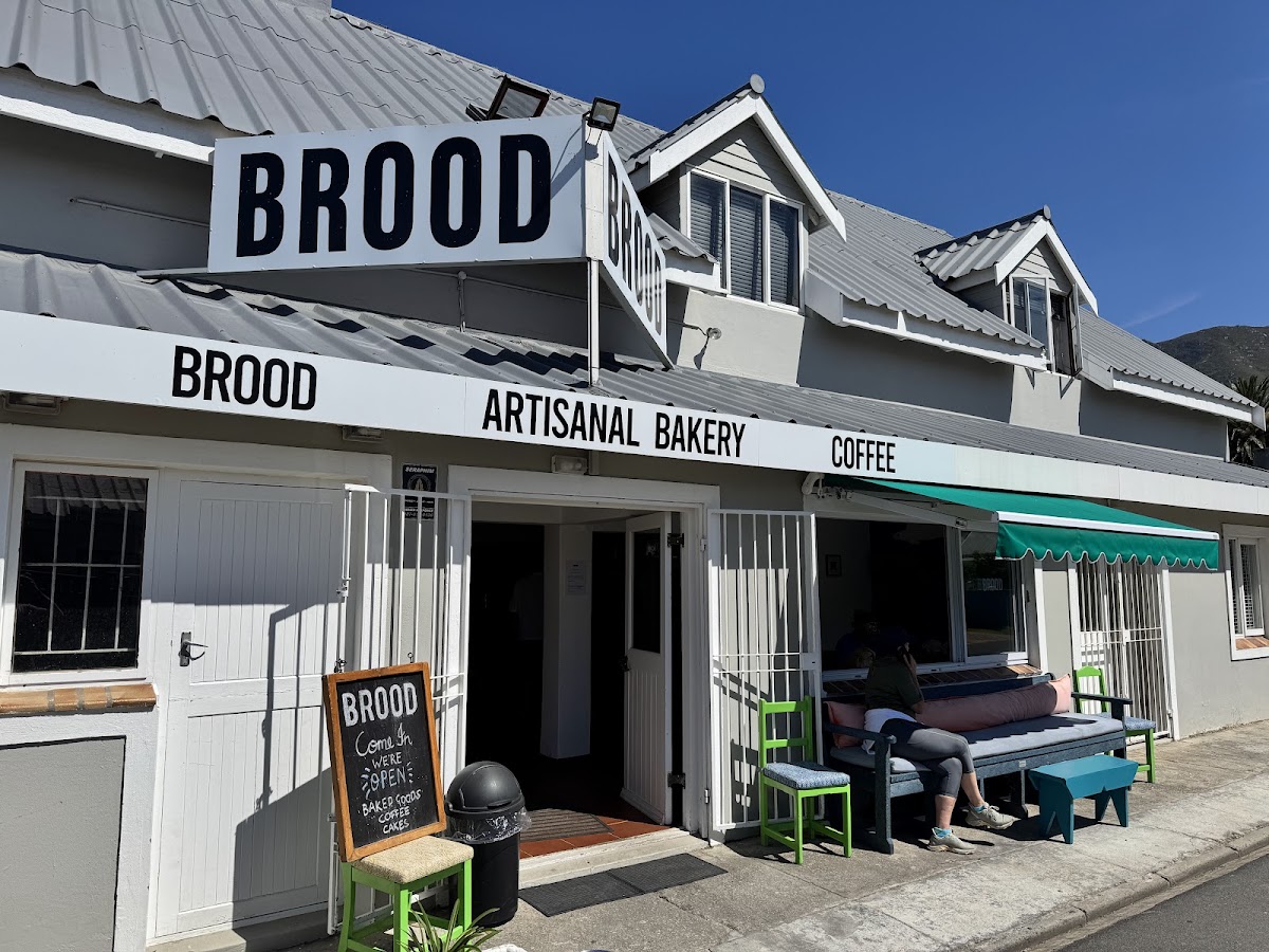 BROOD Artisanal Bakery facade with chalkboard menu and outdoor seating